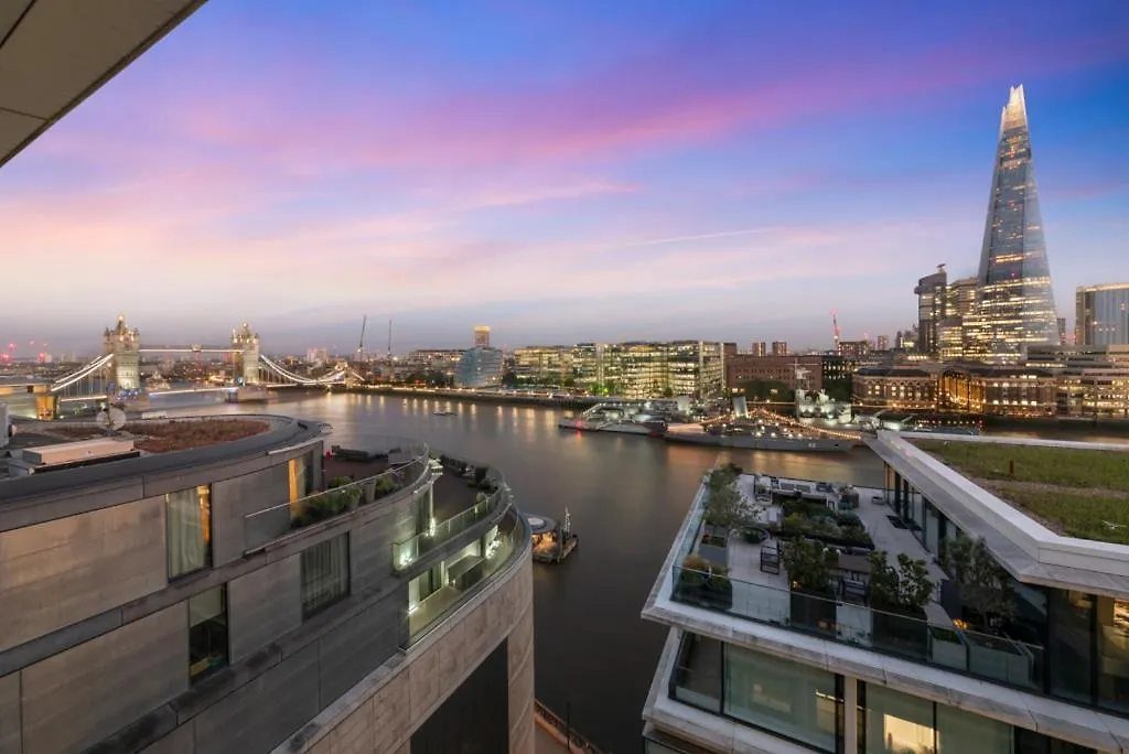 River Thames Duplex Penthouse Apartment London