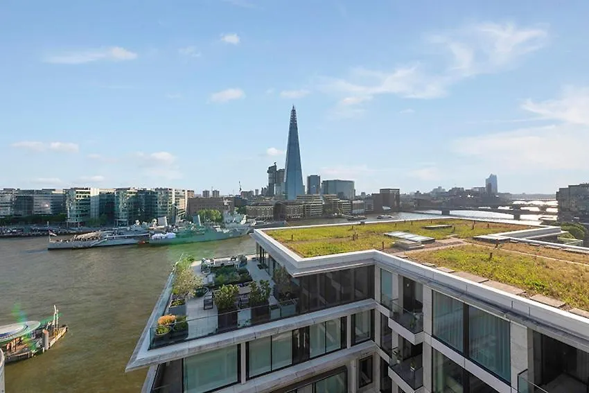 River Thames Duplex Penthouse Apartment London